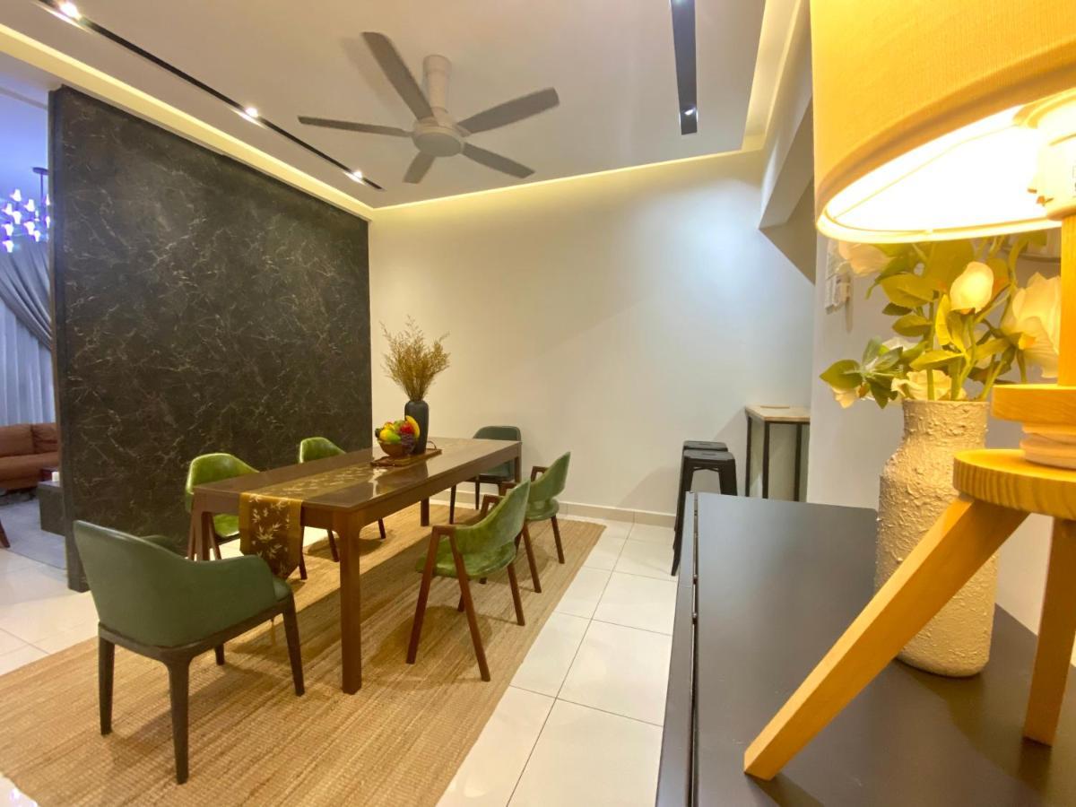 Luxury 2-Storey Terrace House Near Ioi City Mall Putrajaya Luaran gambar