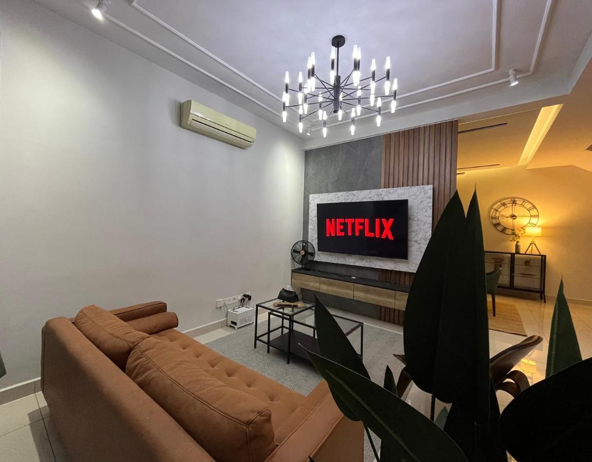 Luxury 2-Storey Terrace House Near Ioi City Mall Putrajaya Luaran gambar