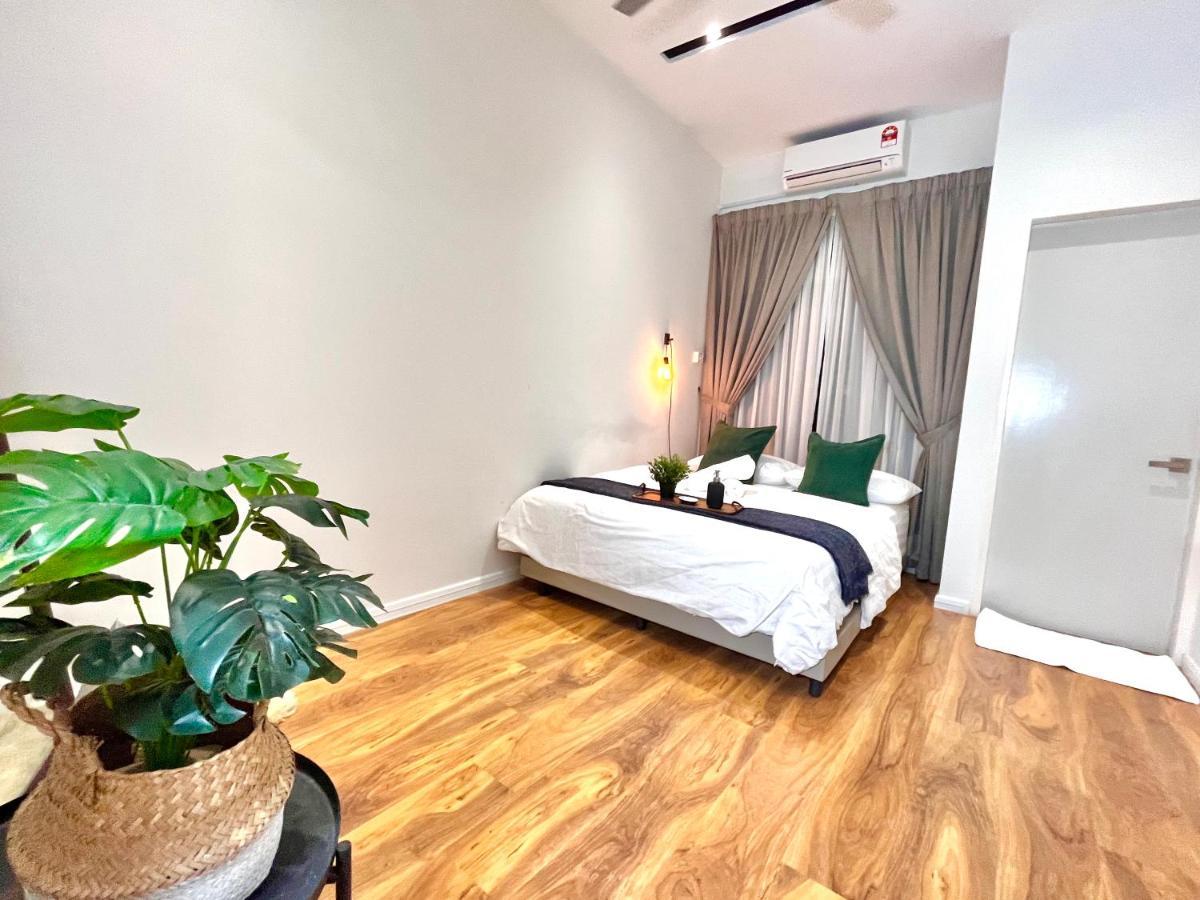 Luxury 2-Storey Terrace House Near Ioi City Mall Putrajaya Luaran gambar